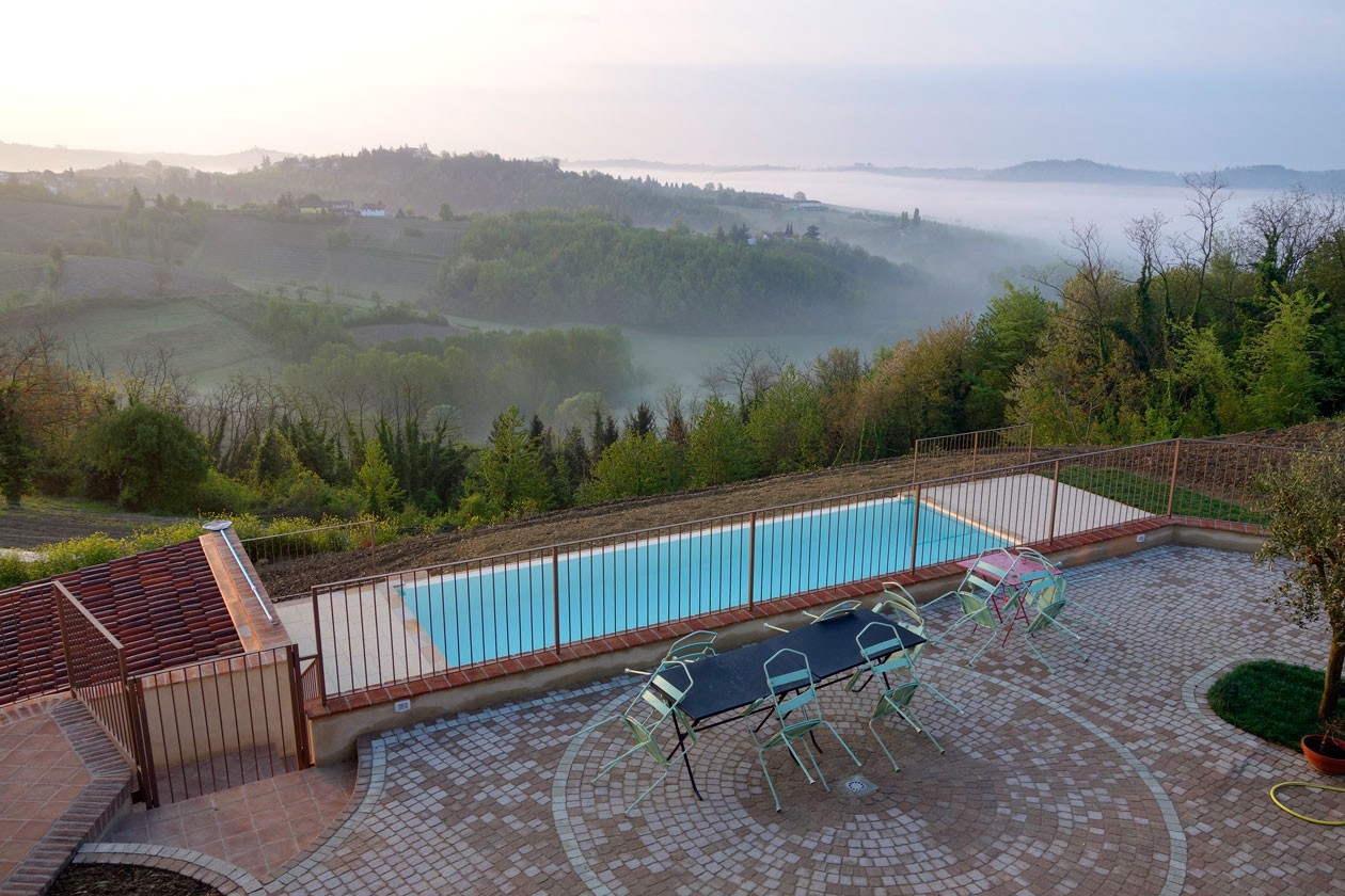 Piscina dell'agriturismo La Locanda degli Ultimi